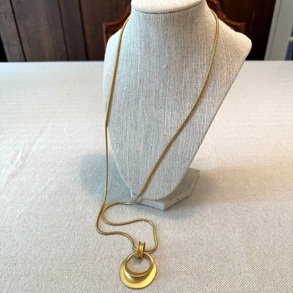 Vintage Y2K Express Gold-Tone Crescent Pendant Necklace Snake Chain 34" - Picture 6 of 11